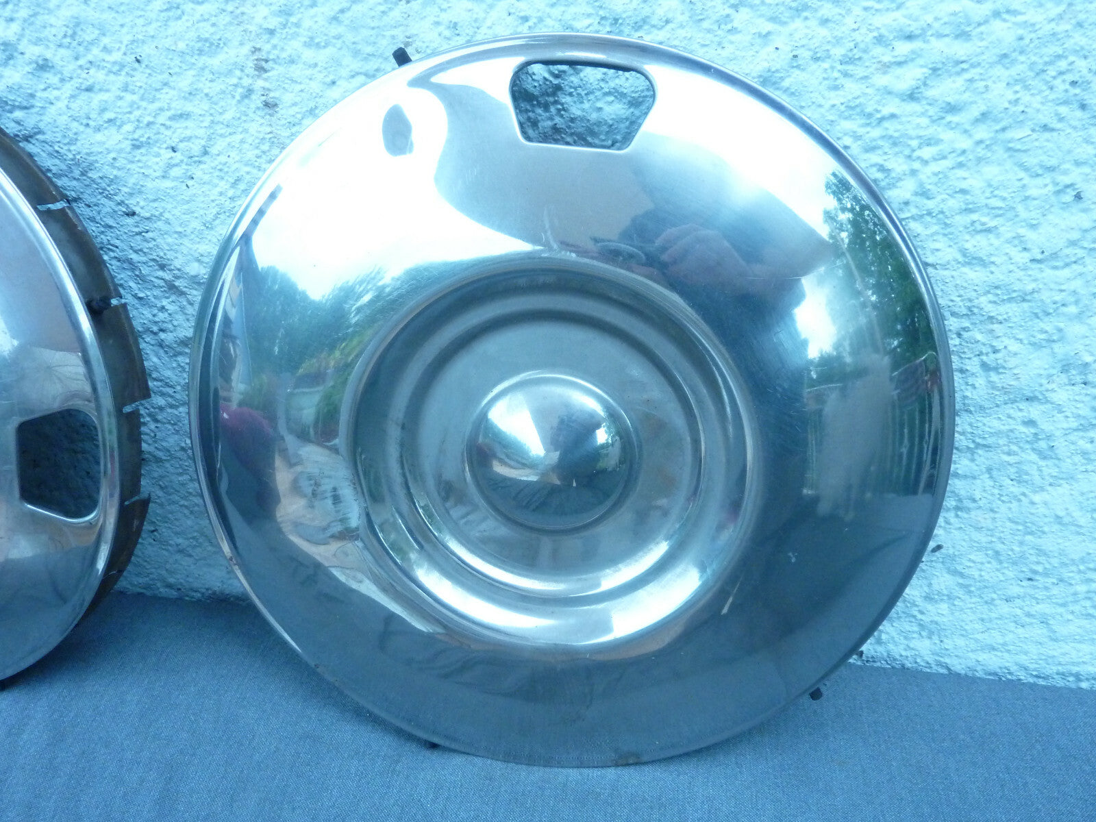 2 anciens vintage ENJOLIVEUR DE ROUE chromé  360mm