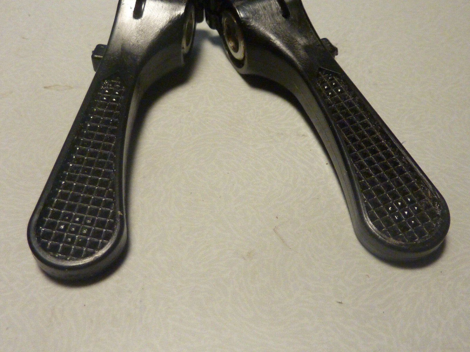 NOS paire LEVIERS DE VITESSES ANCIEN Simplex LJ Shifters  vintage 3825 / 3824