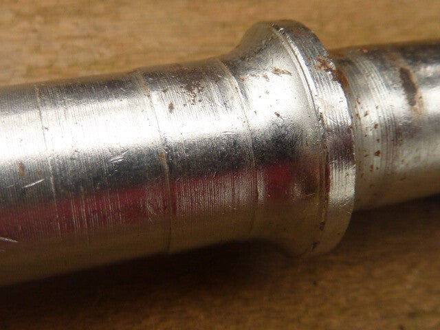 Nos axe clavettes pédalier RFG 125 mm  pédalier Bottom bracket  not stronglight