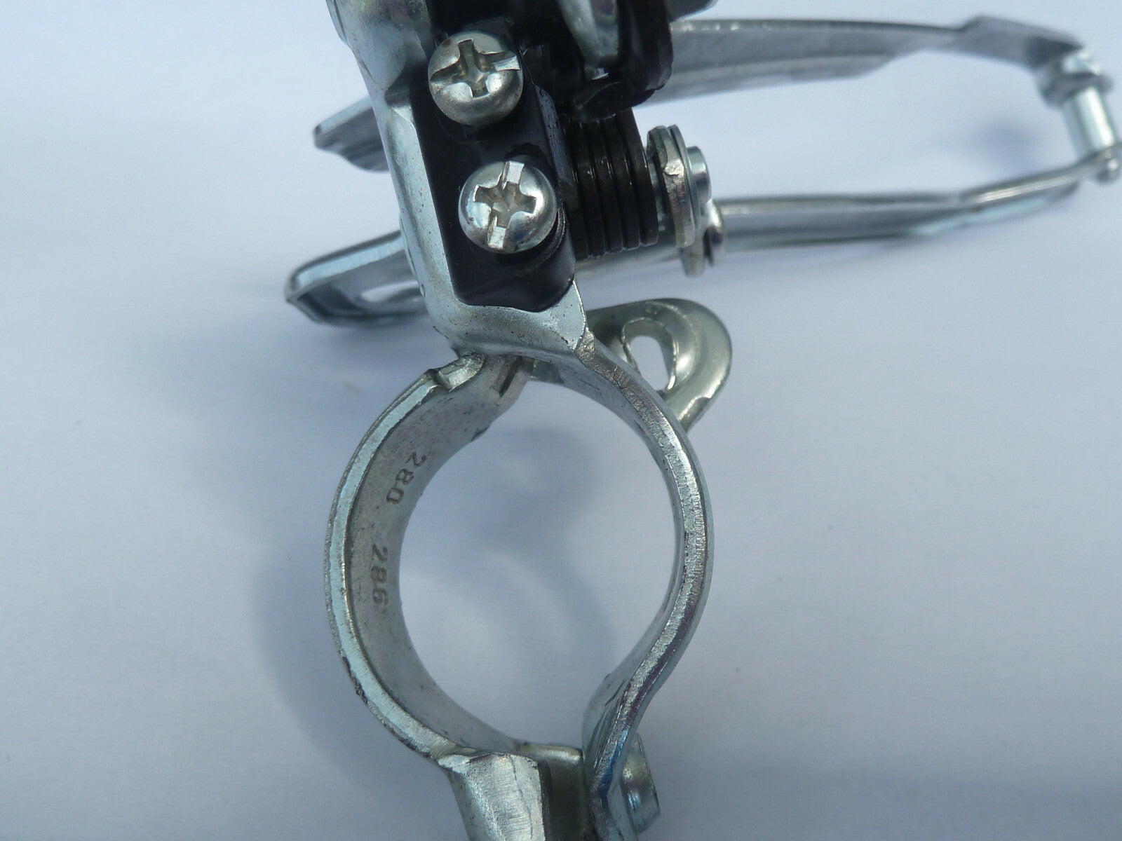 ✨ NOS DÉRAILLEUR AVANT VÉLO SHIMANO VINTAGE COLLIER 100GS 28.0 / 28.6  FD-TY25✨