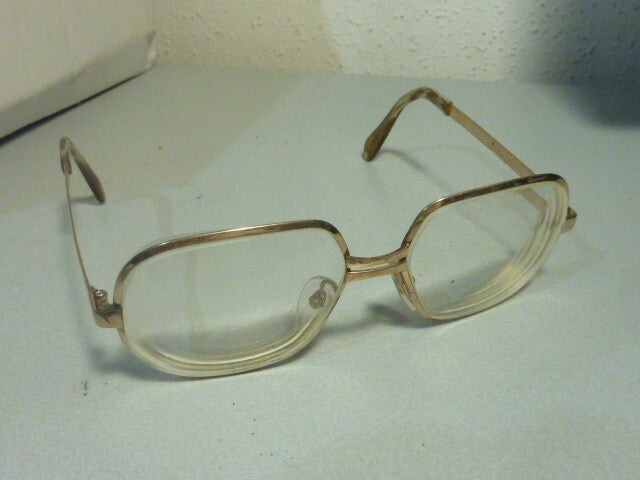 AUTHENTIQUE vintage 1960 PLAQUEE OR LUXOTTICA 18K paires lunette de vue LUNETTES