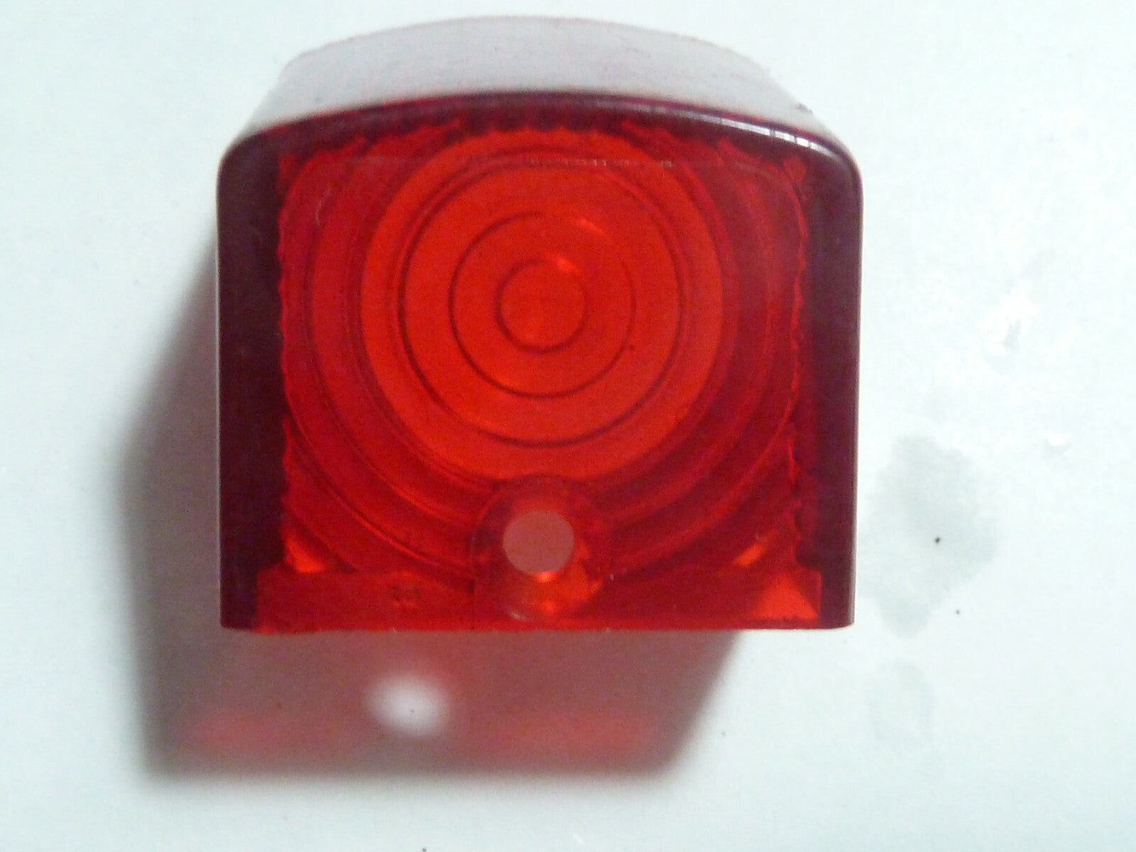 NOS  cabochon plastic feu arrière  ancien stock velo vintage inconnu ULO ?