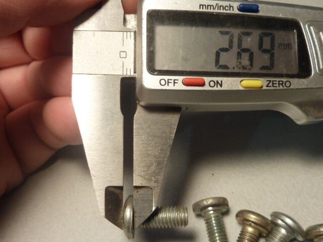 tète ronde méplat 6 vis bolt screw acier  vintage