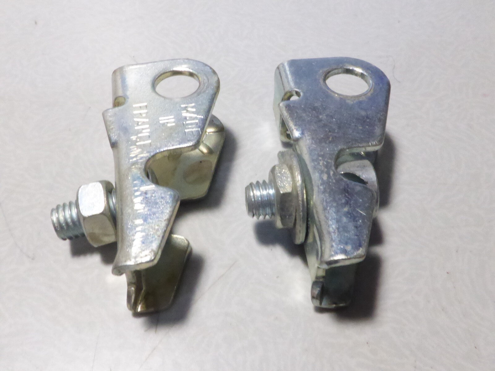 NOS vintage 2 attache support de phare cibié soubitez de velo pour patte 8 mm ..