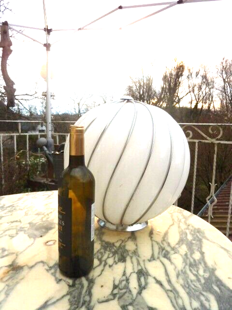 Gros globe en verre murano, bas et tour métal art déco pour lustre ou lampe