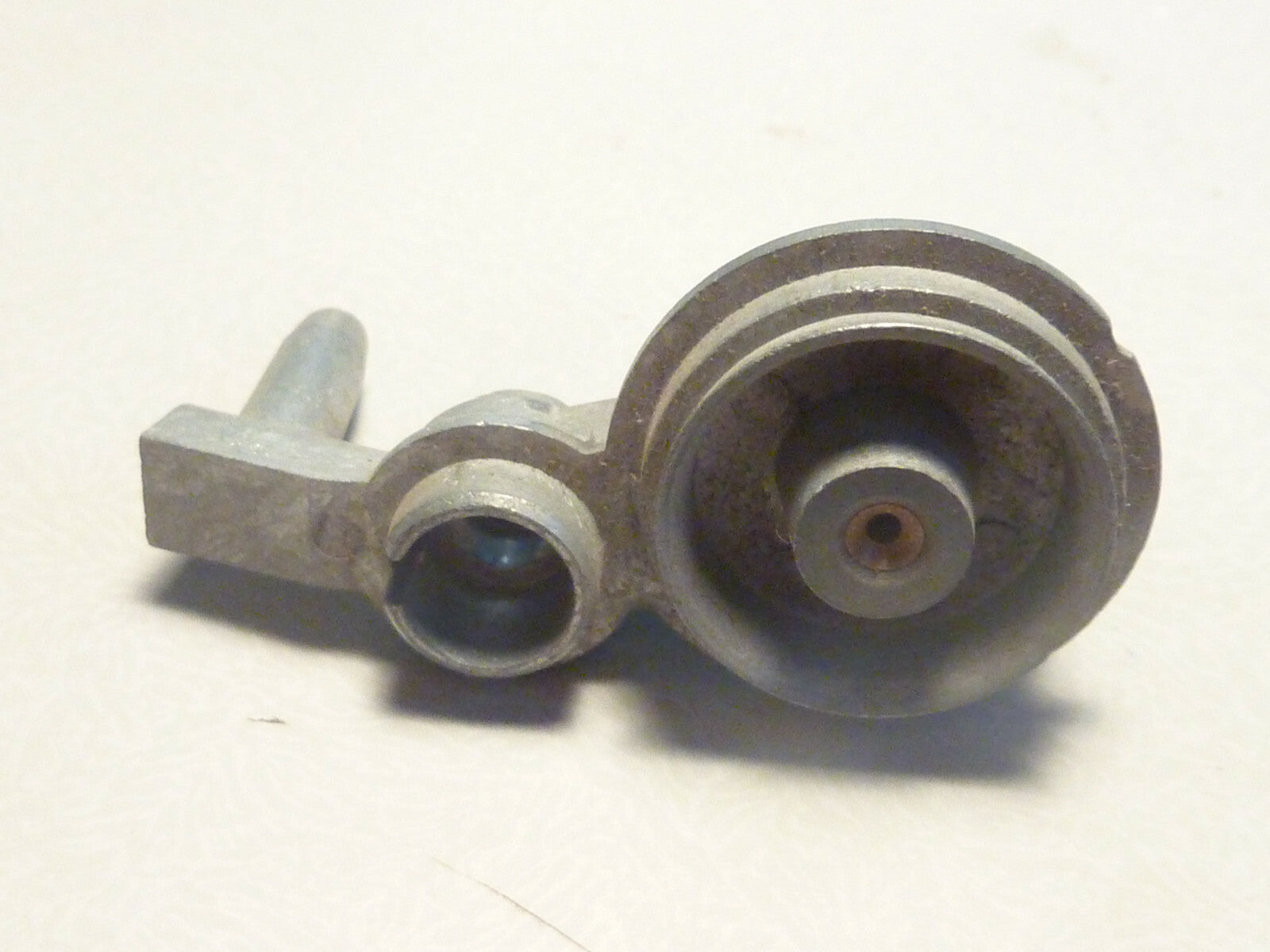 NOS Couvercle de cuve 22161 Gurtner AR2 12 Mobylette Motobécane 40 50