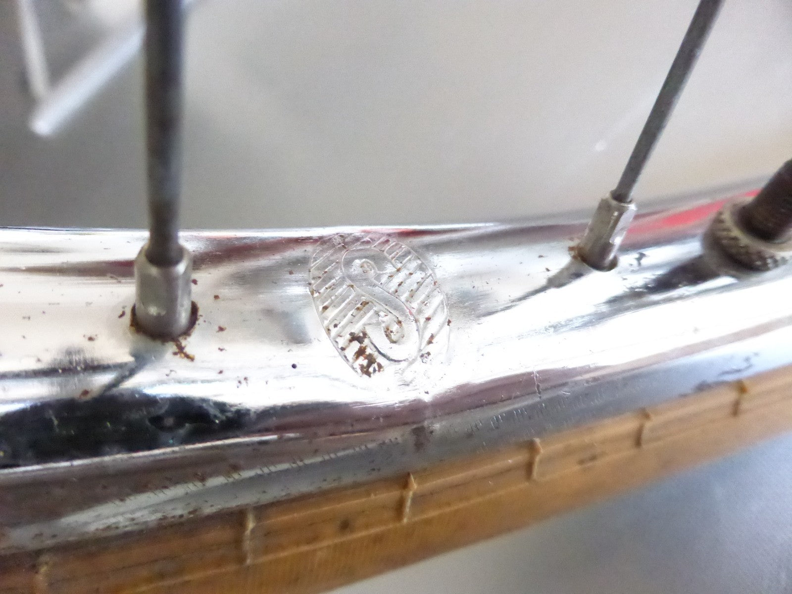 jante Roue 24" 600A Confort Michelin VELO vintage  chrome Made France 37-541