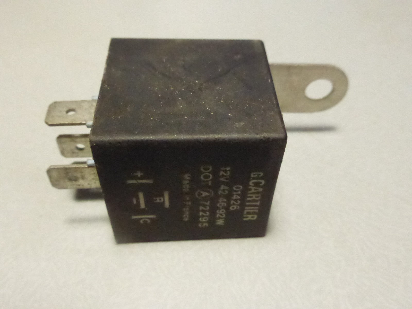 NOS relais 12v G . cartier 01426 Relais clignotant