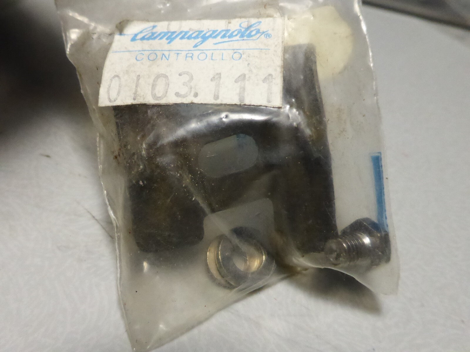 NOS neu 1 CAMPAGNOLO guide cable vintage
