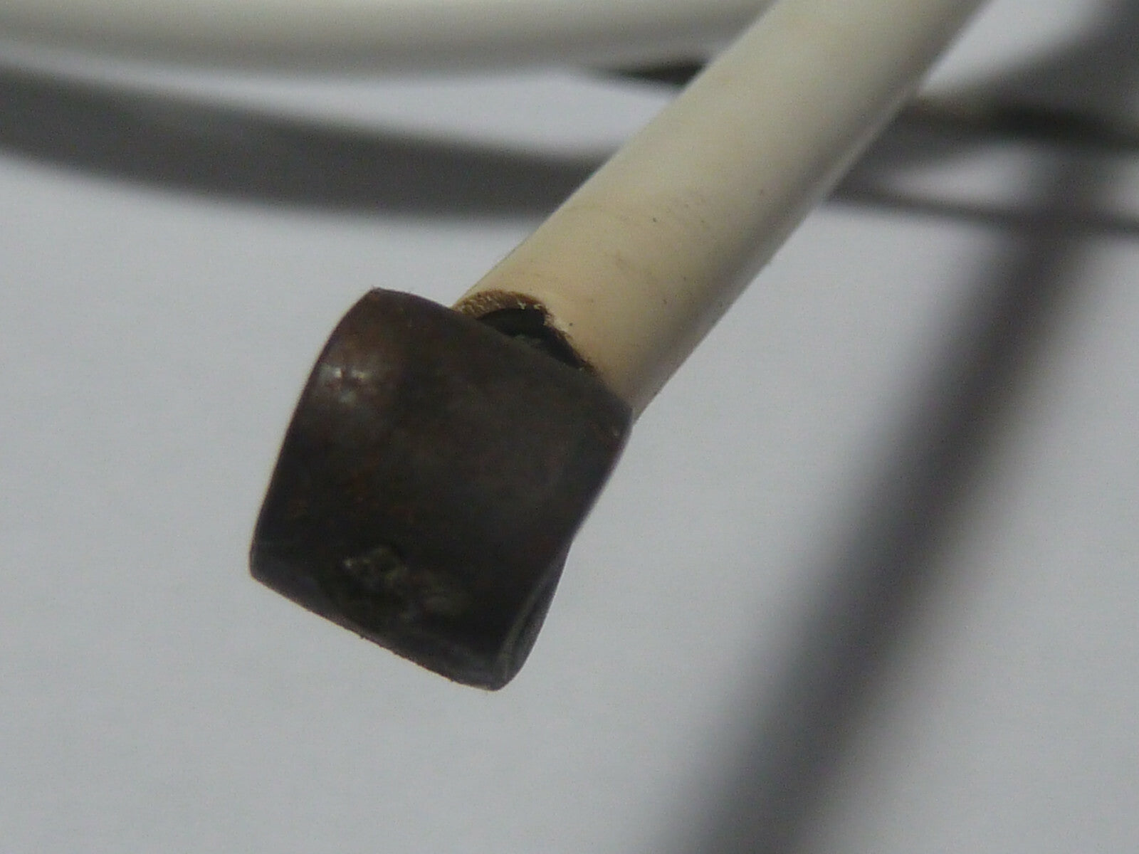 ancien cable gaine blanche frein avant velo vintage pliable Longueur total 78 cm