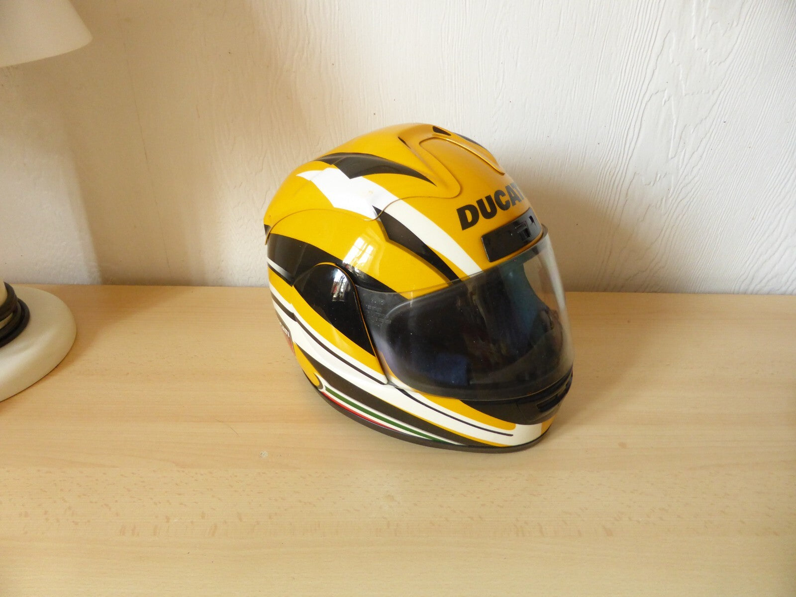 casque intégral Ducati Corse Suomy en l'état, pour déco vintage sportive
