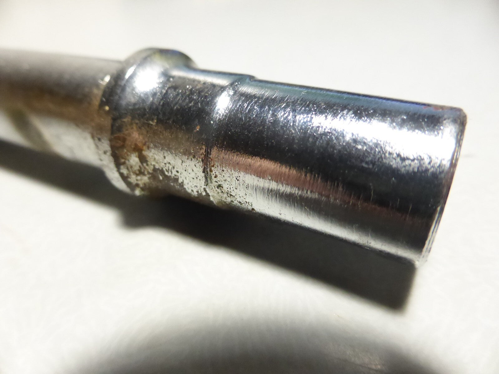 Nos axe clavette pédalier REWAX 130 mm  pédalier Bottom bracket  not stronglight