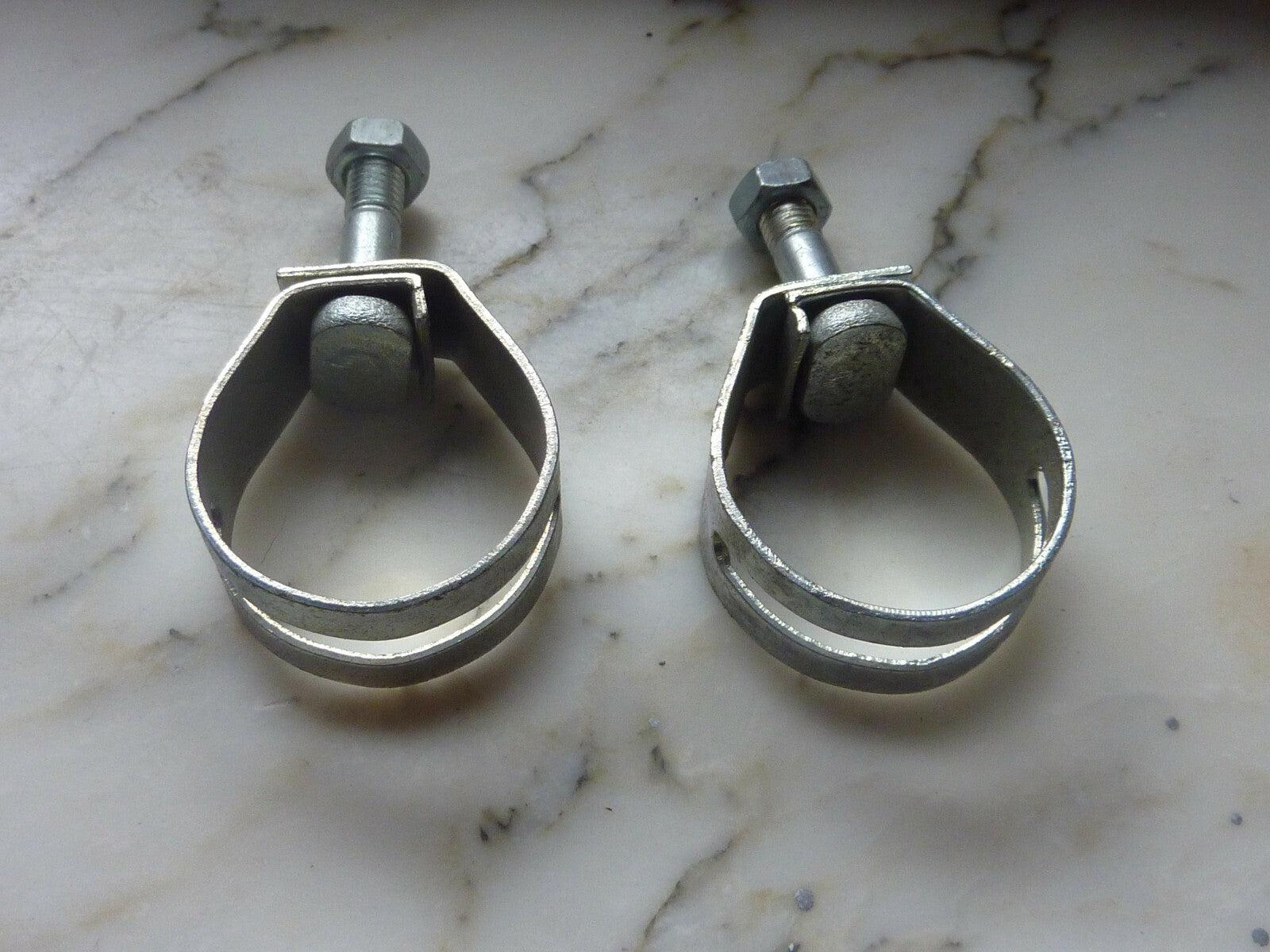 ✨ Lot de 2 Colliers de Serrage Leviers de Frein  Vélo Vintage  BRAKE LEVER clamp