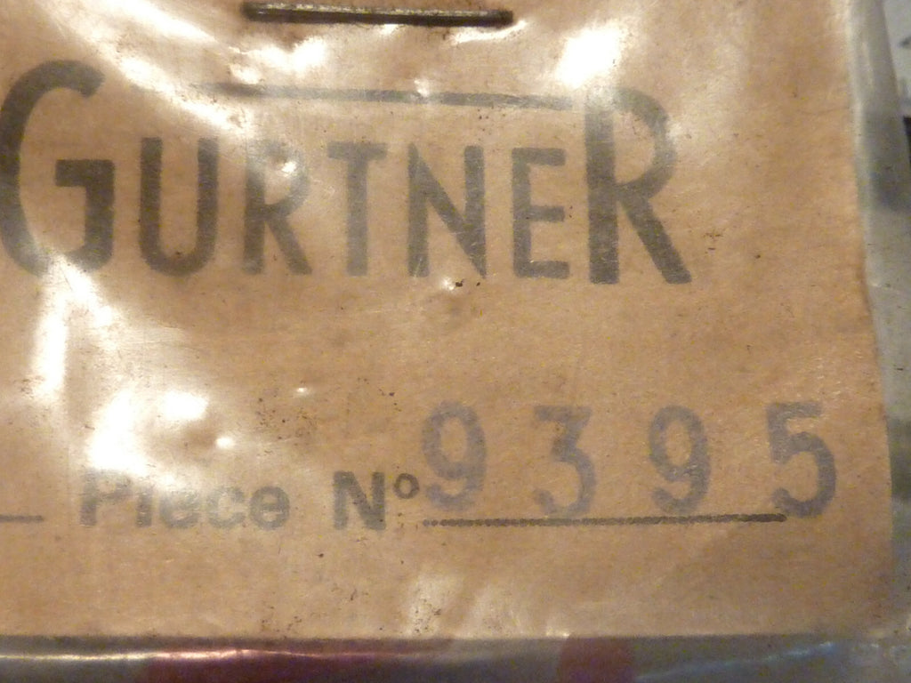 ✨ Ancien stock / NOS – Vis de filtre à air Gurtner réf. 9395 ✨