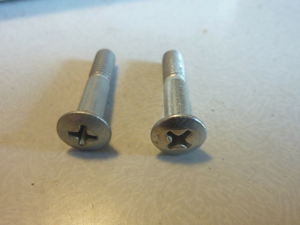 2 Vis poignée CLB  neuve ancien stock