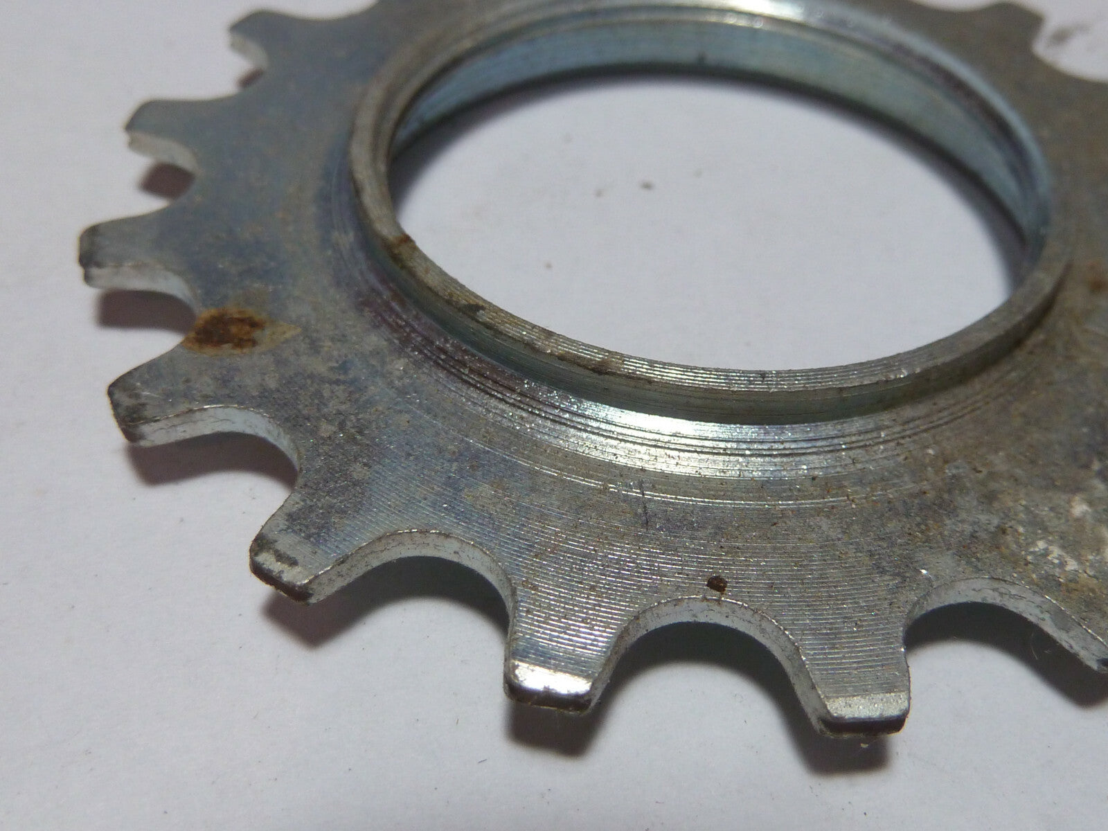 Sachs Maillard Sprocket.cogs pignon vintage 17 T  Argent  silver NOS