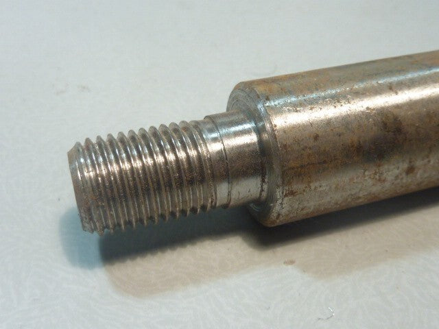 ancien Axe  longueur 155 mm diamètre 22 mm  gorges