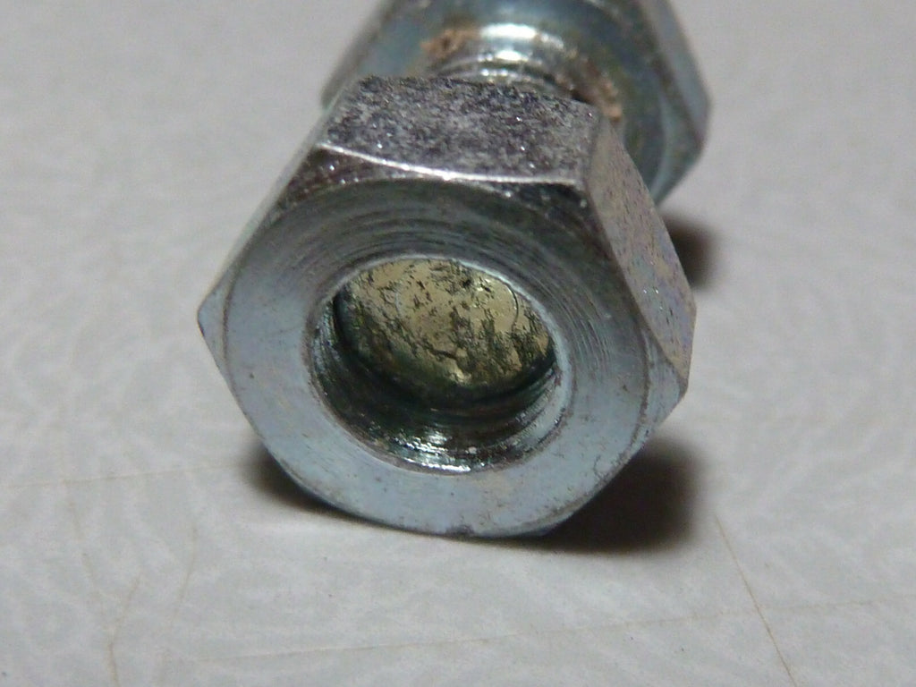 NOS neu 4 Vis M7 10 mm longueur total 15 mm avec écrou  Vis et écrou