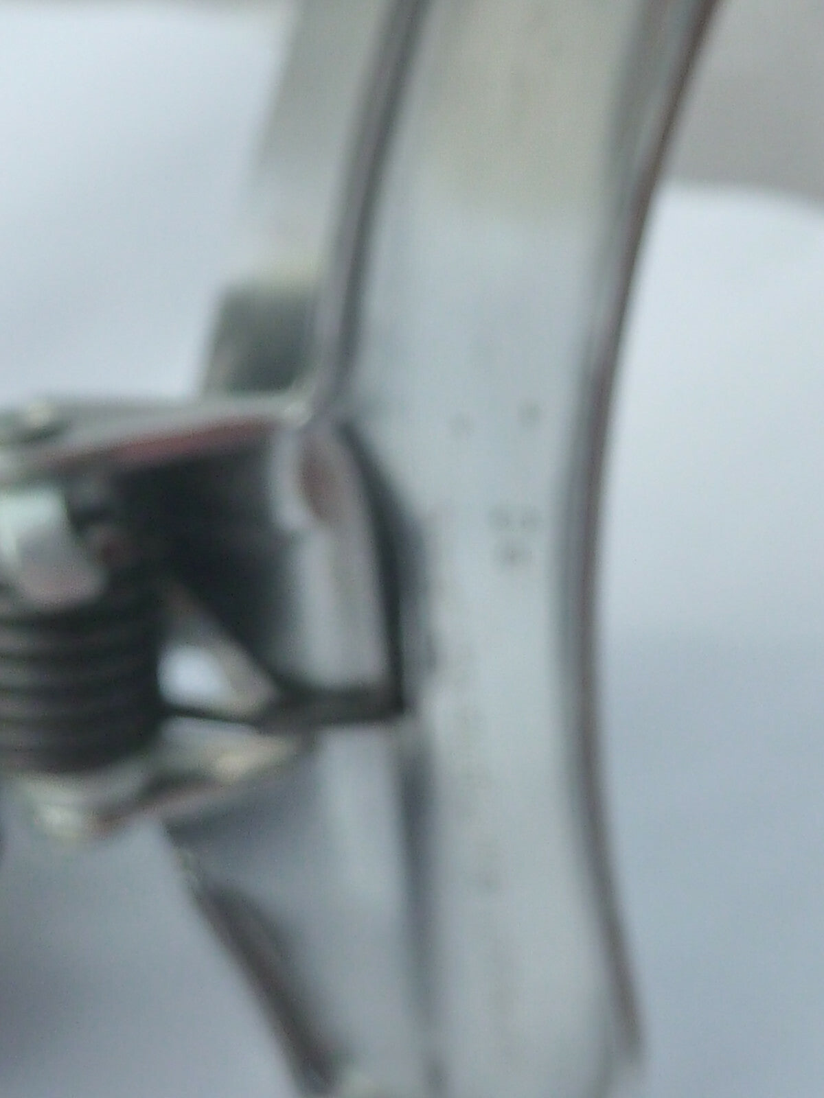 NOS DÉRAILLEUR AVANT VÉLO SHIMANO VINTAGE COLLIER 200GS 28.0 / 28.6   200 GS