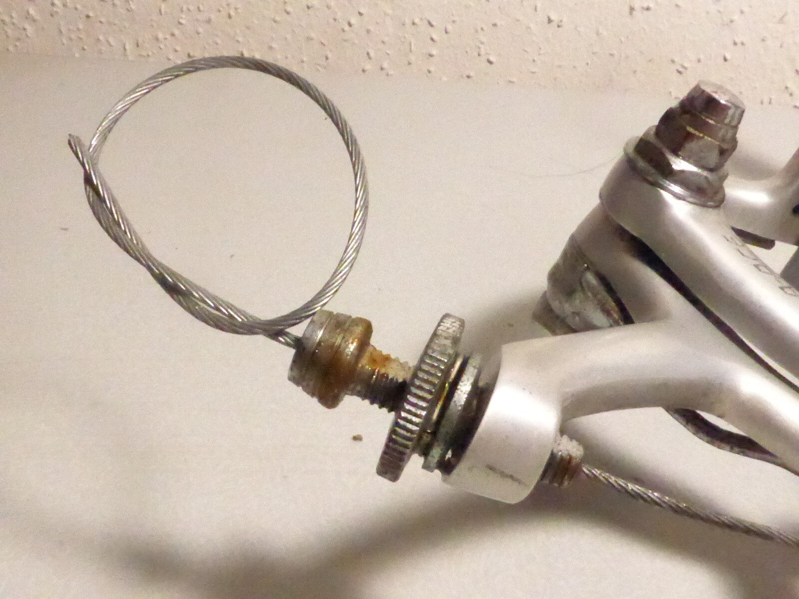 anciens freins shimano dura ace velo vintage 1980's