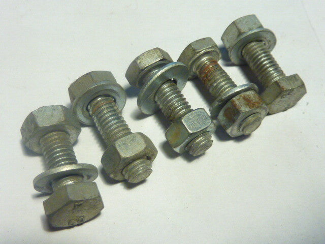 NOS 5 Vis M6  longueur total 24 mm avec écrou  Vis et écrou