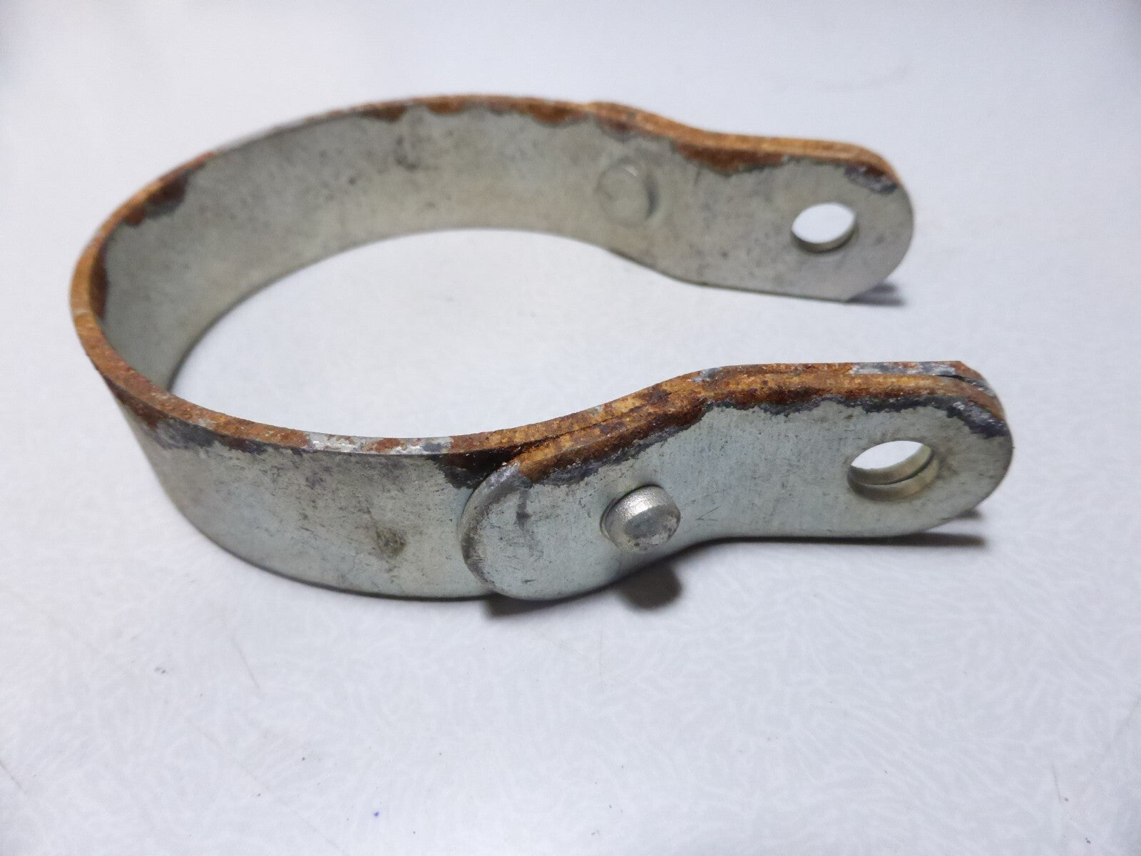 Collier échappement 65 mm a 68 mm renforcé Motobécane  ancien stock ref 2429
