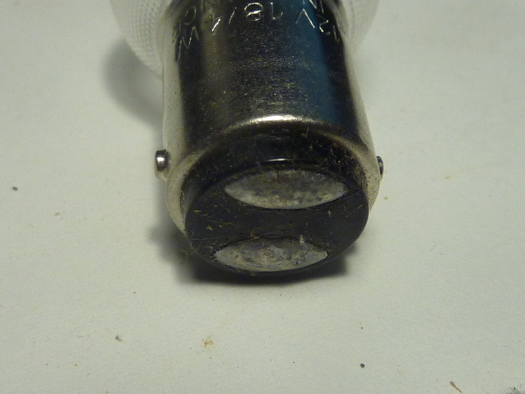 NOS lot de 10 ampoules MAZDA  12V 18/4W verre granité BA15D 2 plots 2 ergots