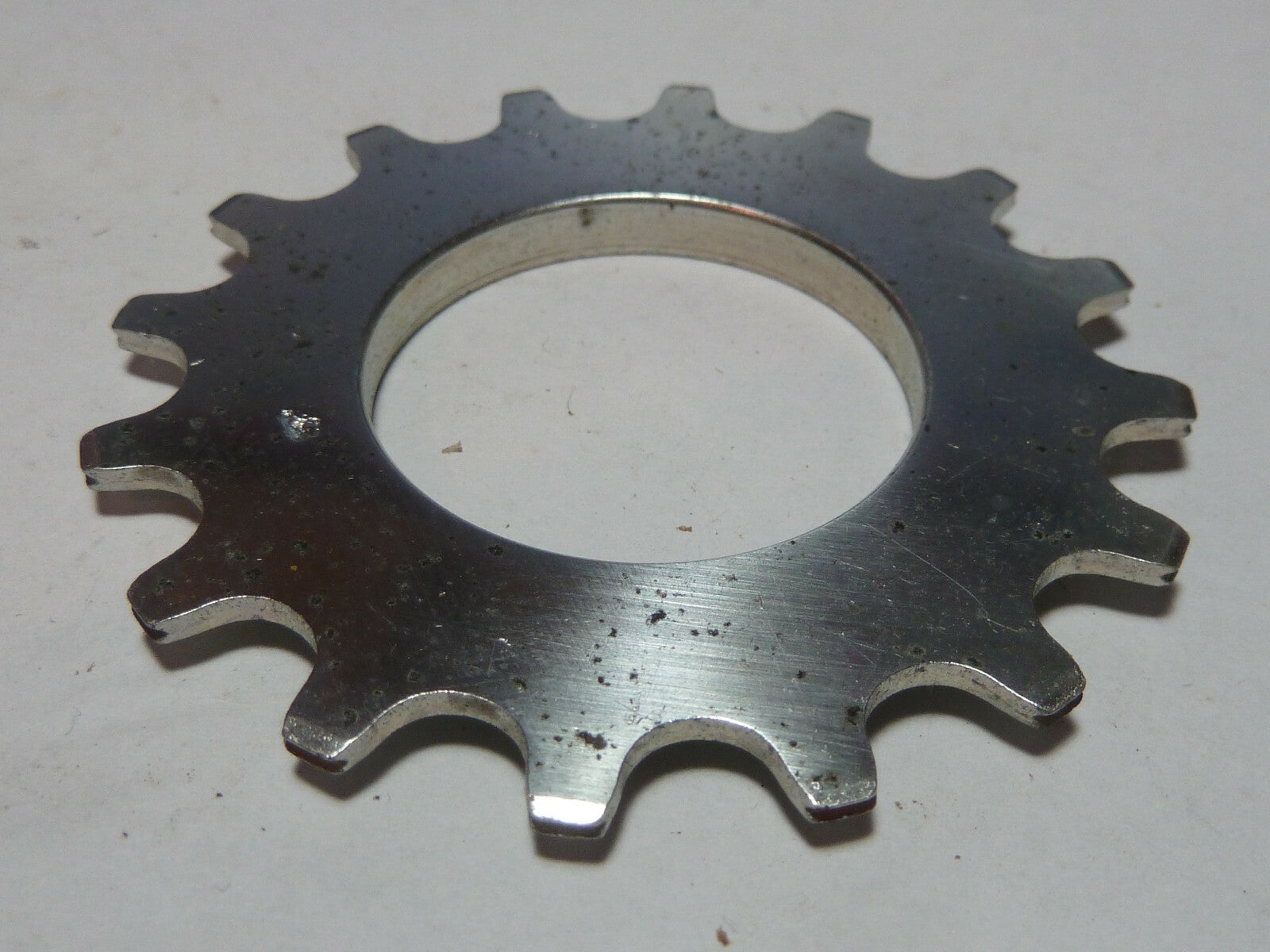 Sachs Maillard Sprocket.cogs pignon vintage 16 T  Argent  silver NOS