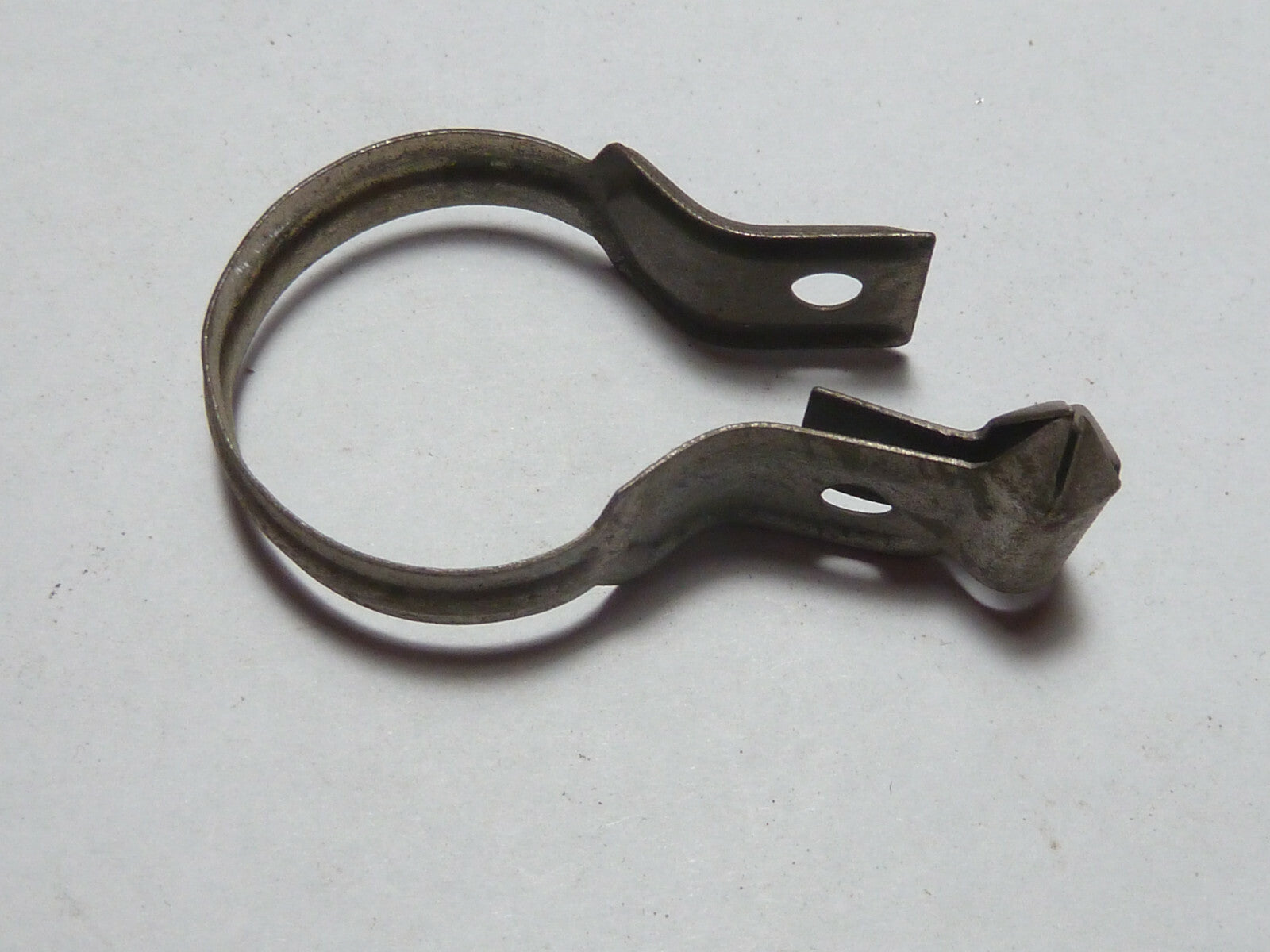Frame hook support  vintage bicycle pump Support Crochets  cadre pour pompe
