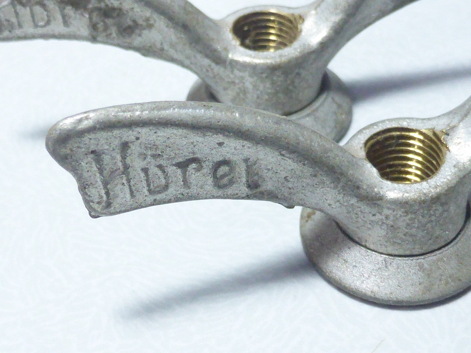 ✨NOS Neu 2 Écrous Papillon Vélo Ancien laiton Huret Wing Nuts 8.5 mm Vintage✨