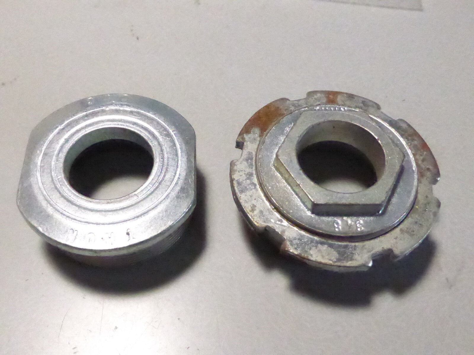 NOS CUVETTE BOITIER Thun PEDALIER BSC 34.8MM VELO  BMX FIXIE 1.37x24tpi