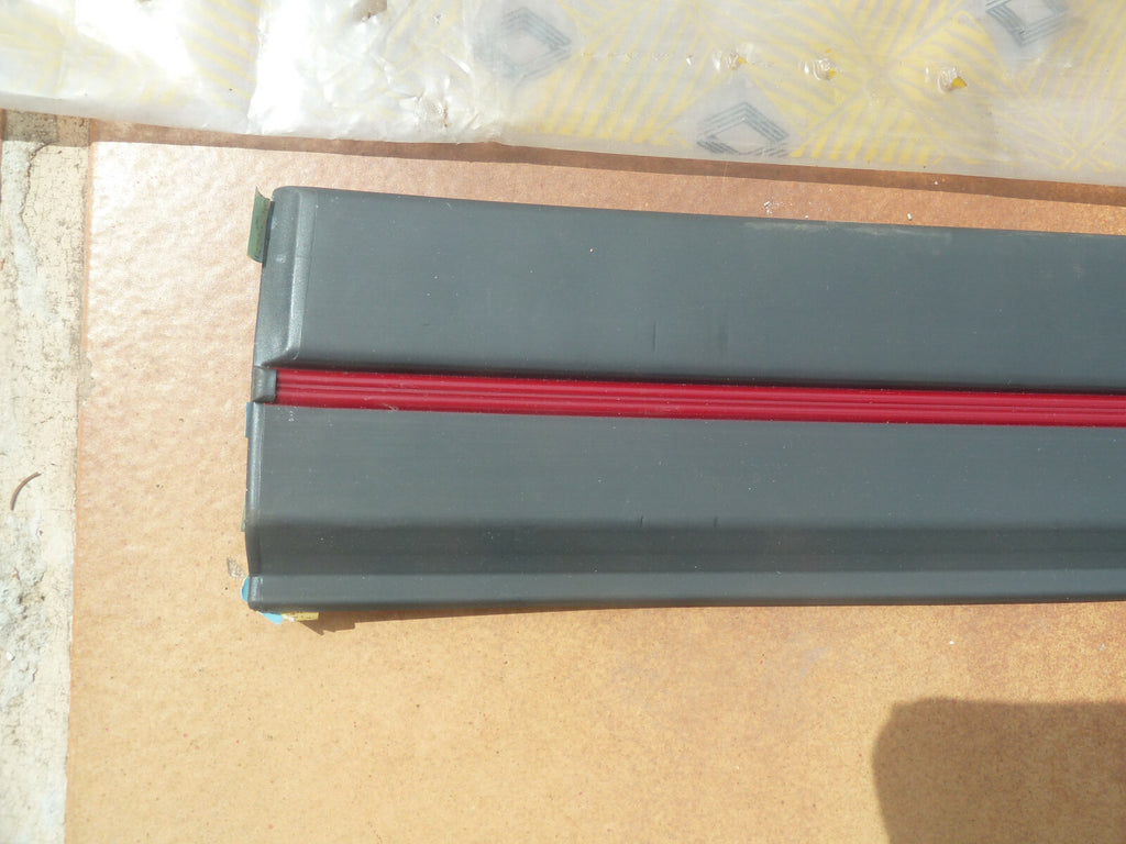 NOS neu protection baguette portiere Renault origine inconnue