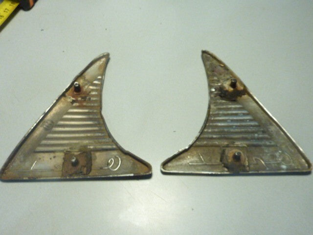 2 cache emblème triangle chromé Opel vintage old antique
