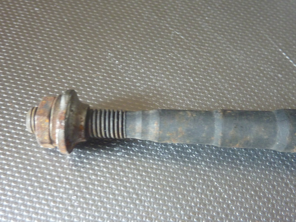 NOS Axe pédale droite Lyotard 129 mm neuf ancien stock  right sid