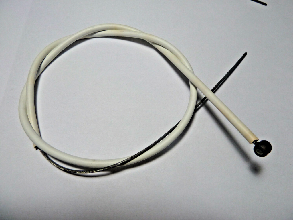ancien cable gaine blanche frein avant velo vintage pliable Longueur total 78 cm