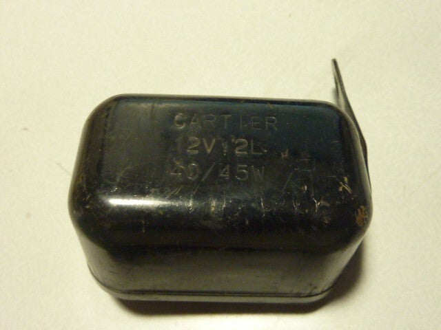 RELAIS CARTIER  12 VOLTS 12V.2L 40/45W ancien stock vintage 7102