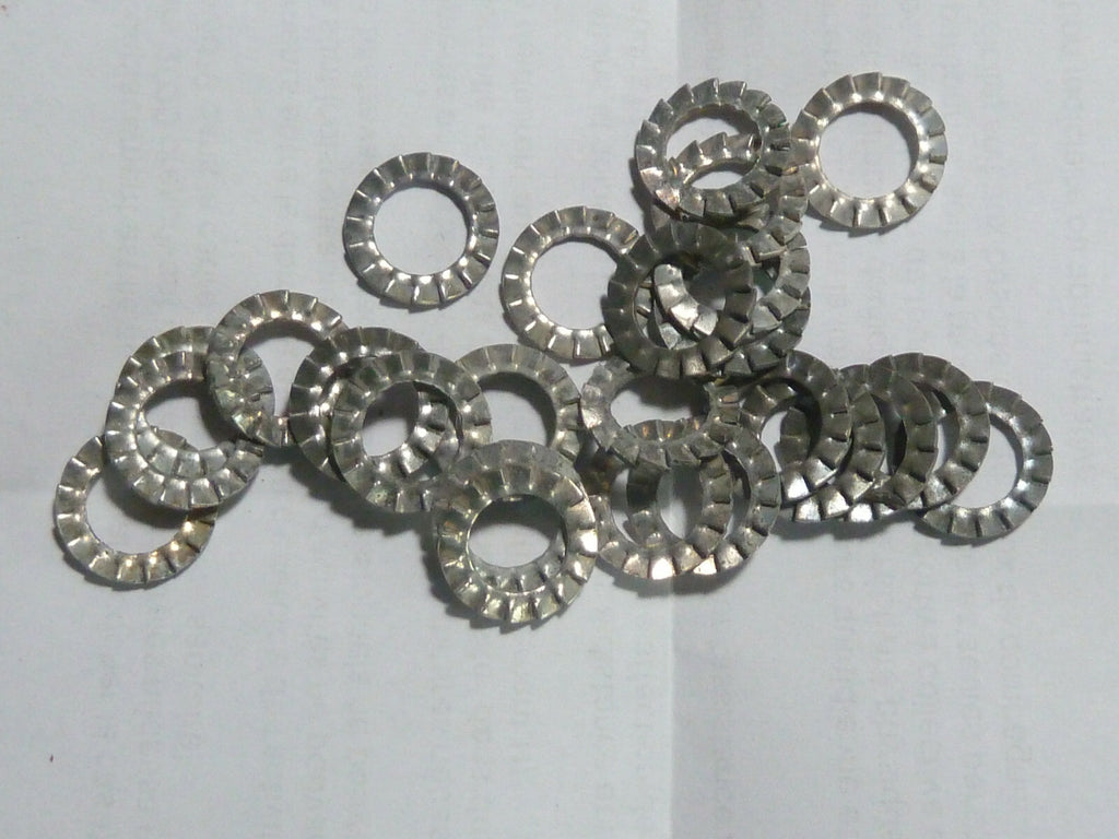 Lot de 40 Rondelles frein cranté éventail  Diam 17 mm Trou 10 mm .Lot de 40