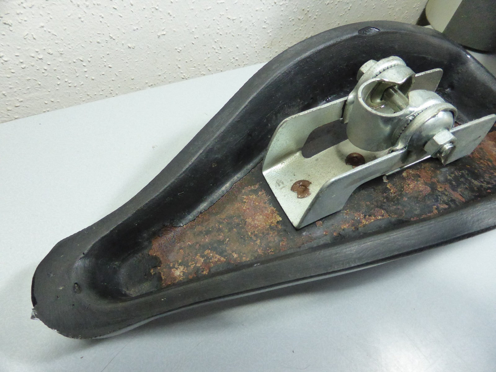 ✨Selle Vintage velo BMX / Cross – NOS – Caoutchouc – 34 cm✨