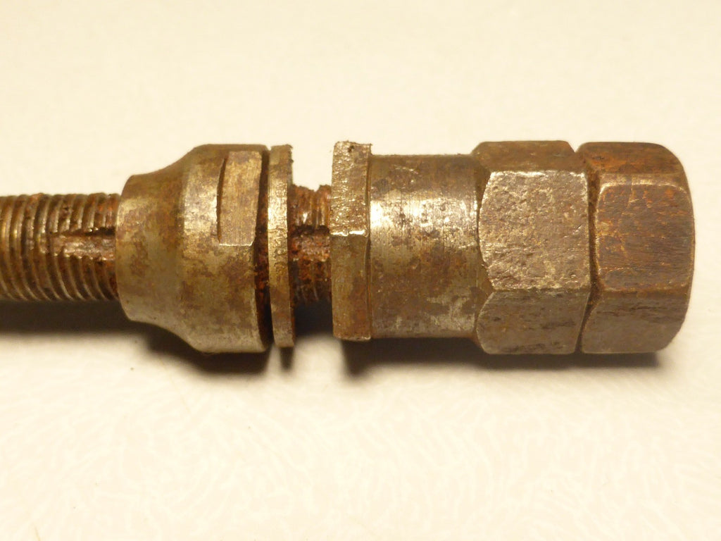 ancien axe velo cyclo  9.5x1.00 mm longueur 165 mm vintage
