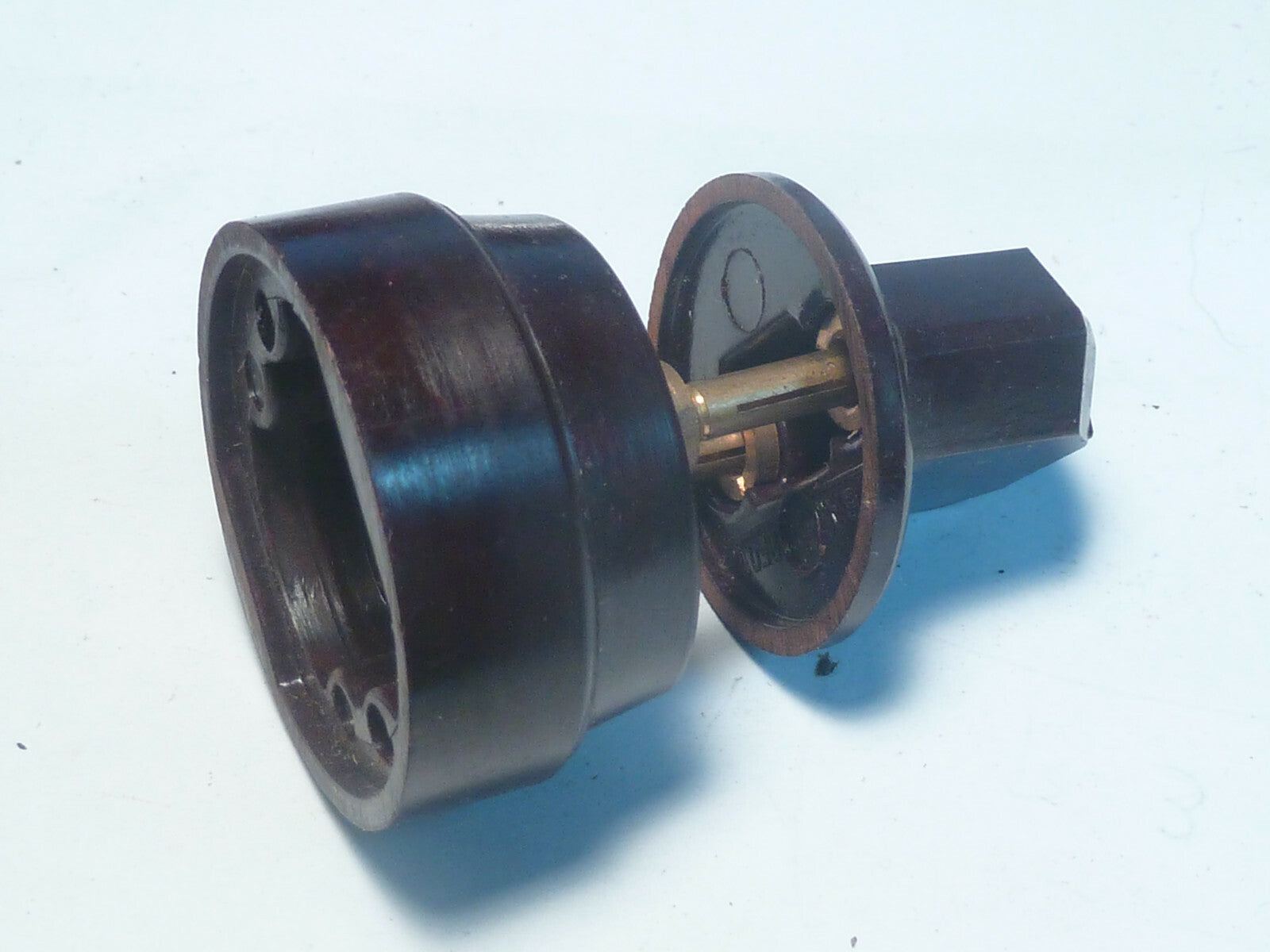 ancienne bakelite plastic prise invérsé  gulf-stream 6A-250V