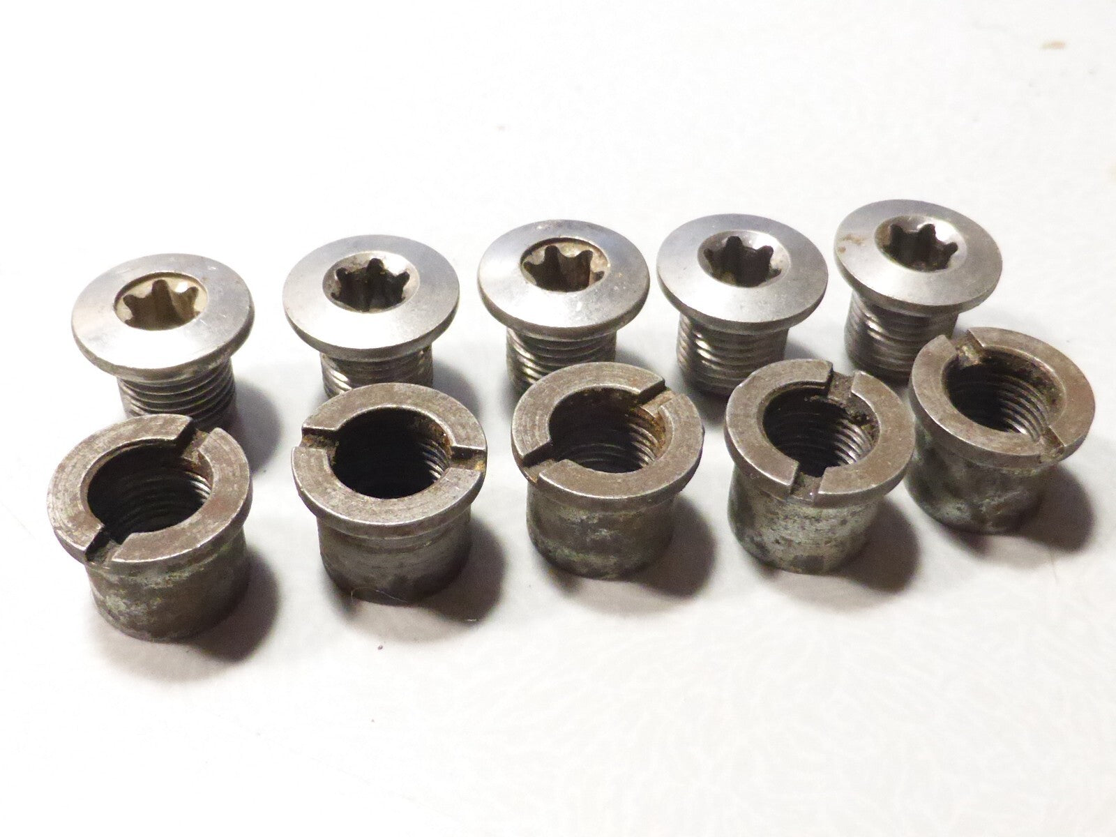 lot de 5 Vis  vélo pédalier chromé   motobecane peugeot vintage
