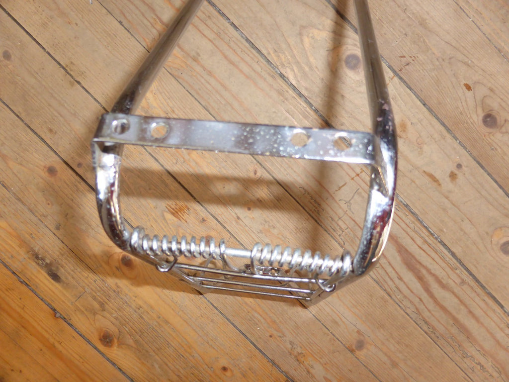 ✨NOS porte bagage arrière  a clapet acier velo Peugeot gitane roue 700 vintage ✨