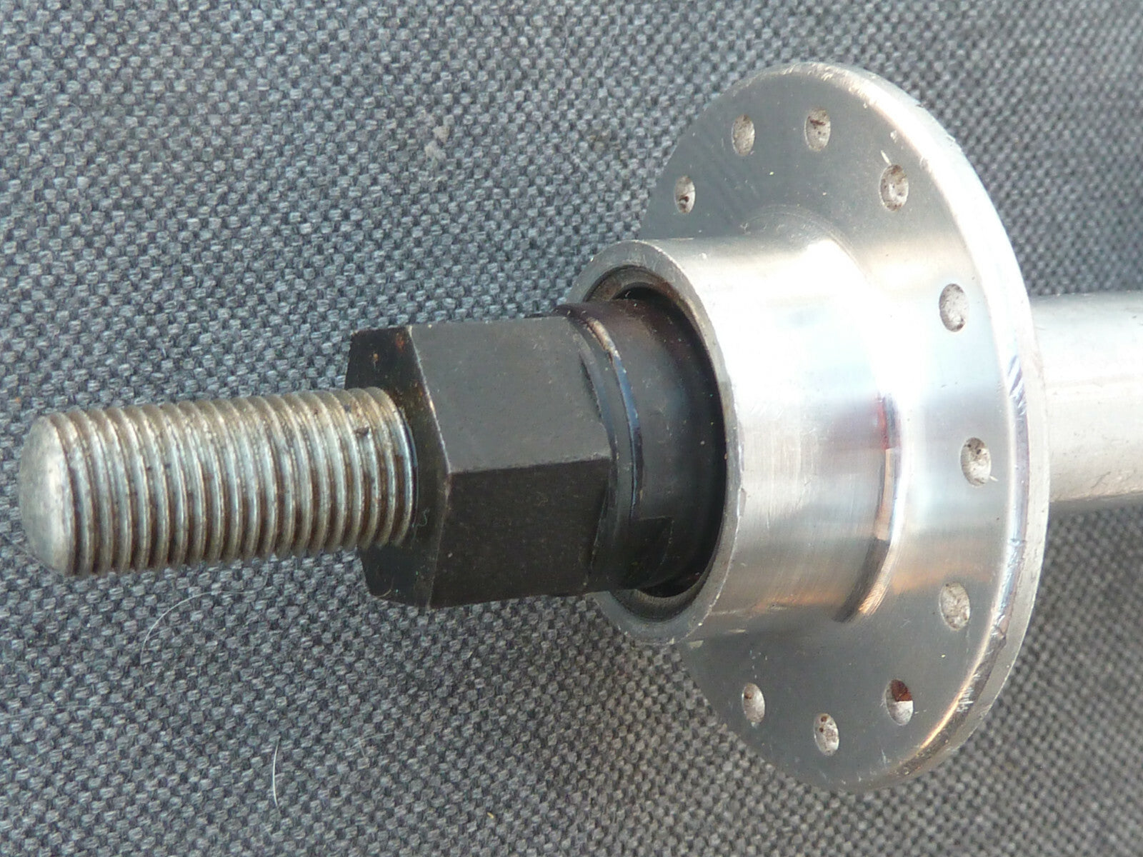 ✨ NOS neu ATOM vintage axe moyeux 28 trous HOLE  rear HUB, 1980 fixie piste✨