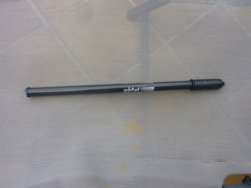 ✨NOS Pompe Vélo vintage  ZEFAL – 465 / 495 mm – Traditionnelle – PRESTA 💨✨