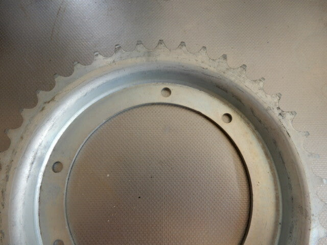 ancienne vintage Couronne de transmission 42 dents  104 mm