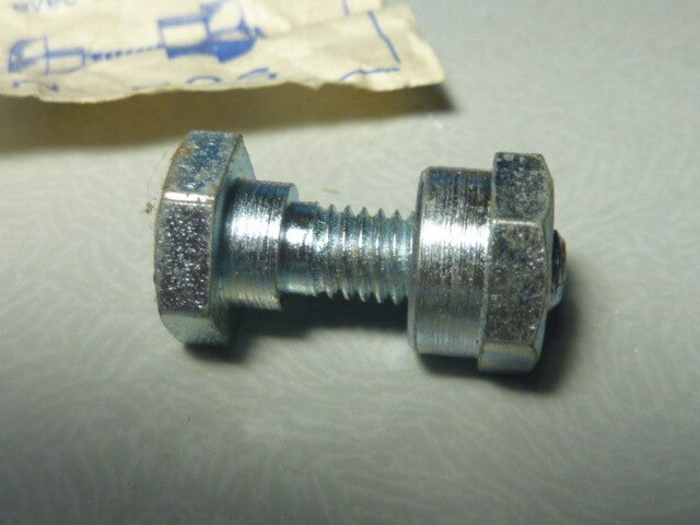 N.O.S boulon fixation axe de frein MOTOBECANE MOTOCONFORT mobylette ..