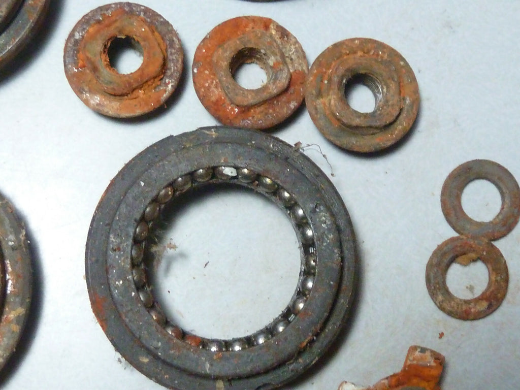 lot pieces moyeux torpedo ancien