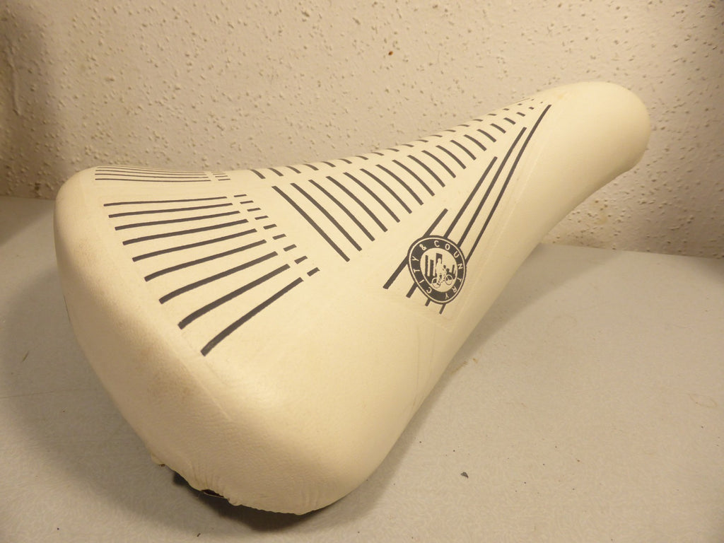 NOS SELLE city & country saedlle italia VELO  VINTAGE  Saddle