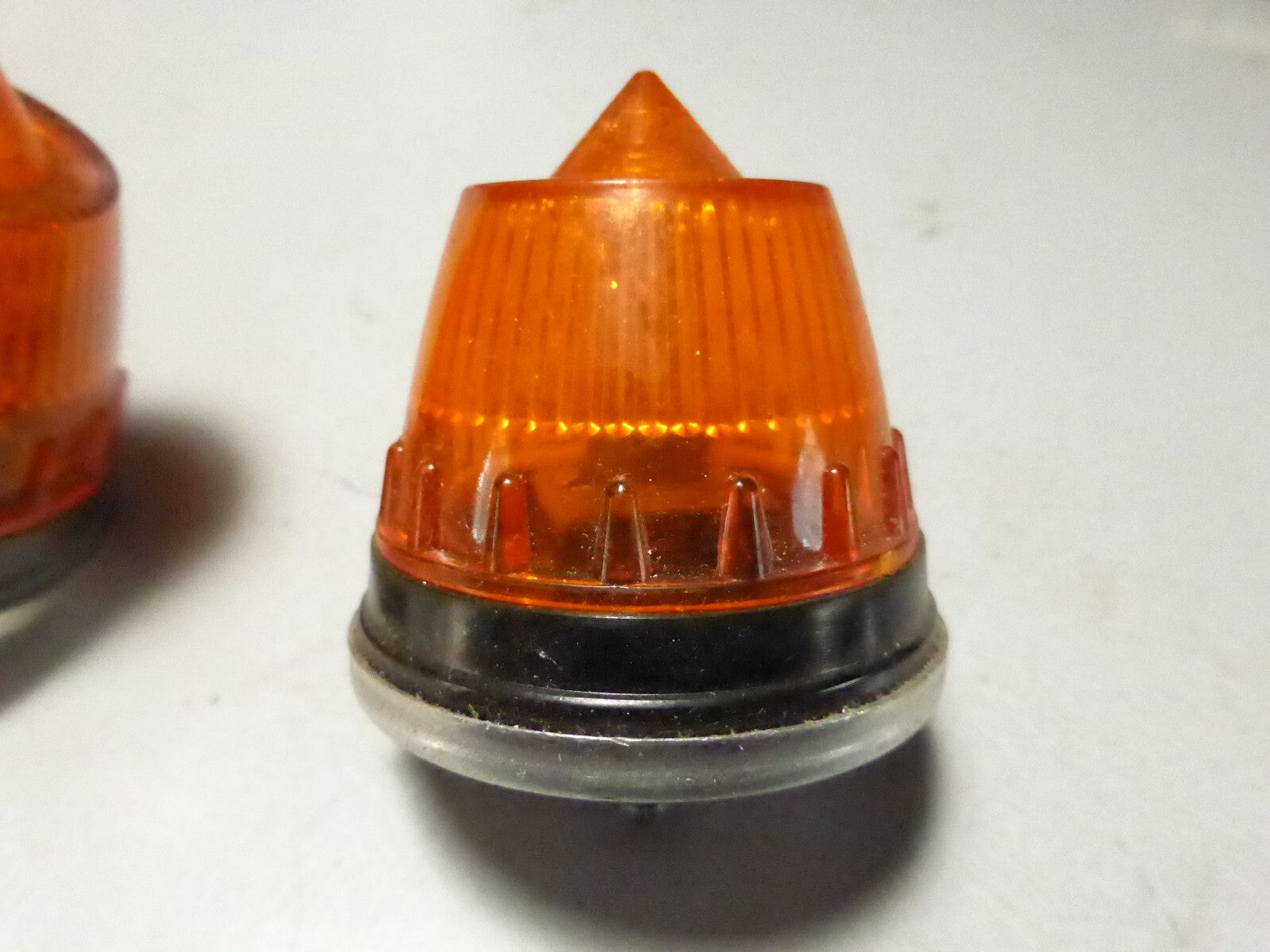 NOS 2 Feux cyclostop  MALY cyclosignal clignotant mobylette motobecane peugeot