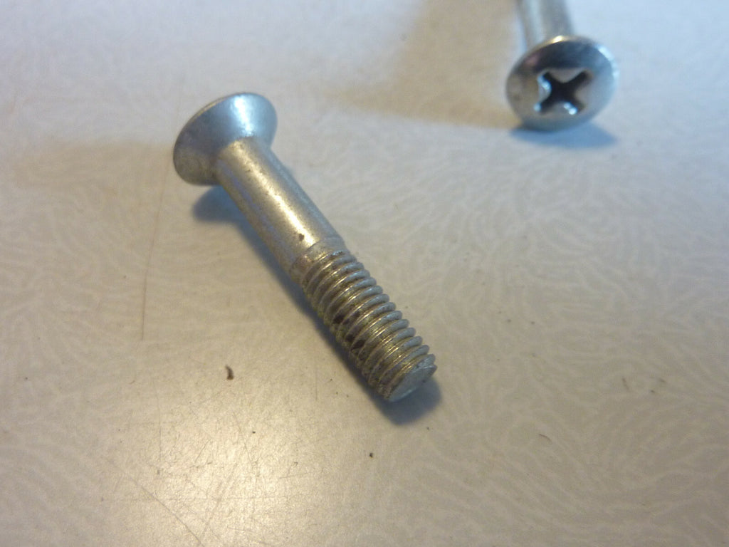 2 Vis poignée CLB  neuve ancien stock